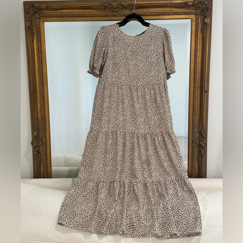 Long flowing dress with puff sleeves